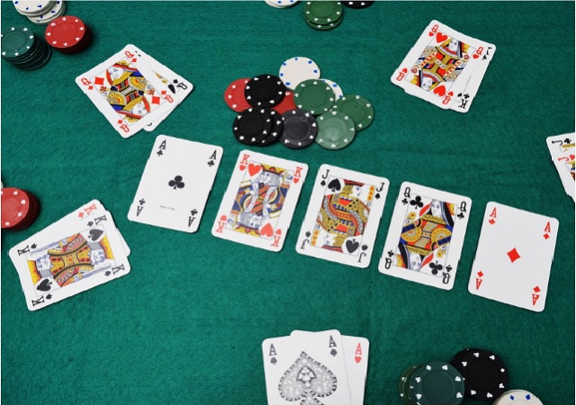 Các giai đoạn chơi Poker